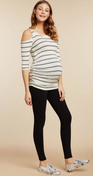 Jessica Simpson Cold Shoulder Maternity Top - Picture 3 of 5